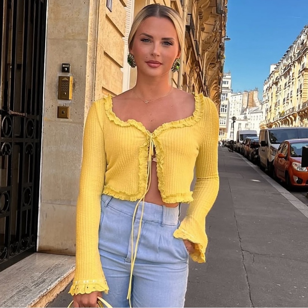 Yellow Ruffled Cropped cardigan XS